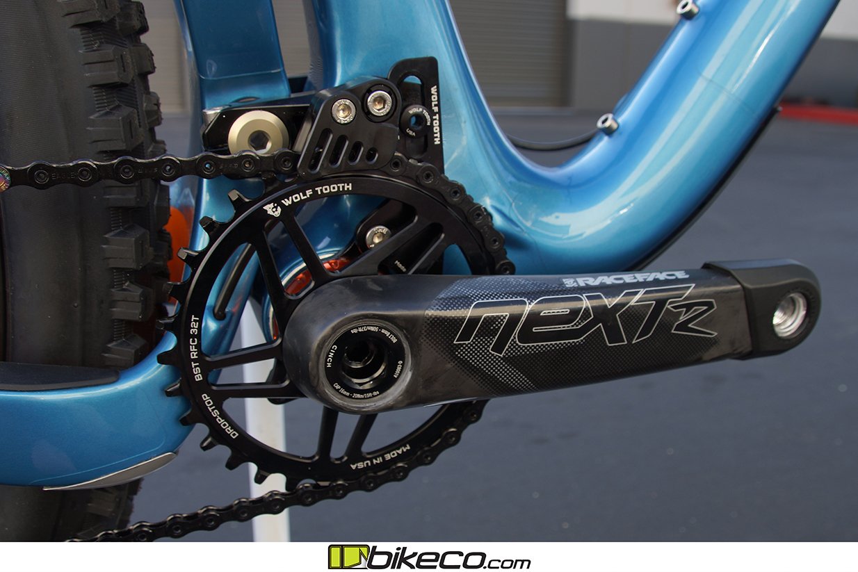 RaceFace Next R cranks with Wolf Tooth GnarWolf chain guide and Wolf Tooth chainring.