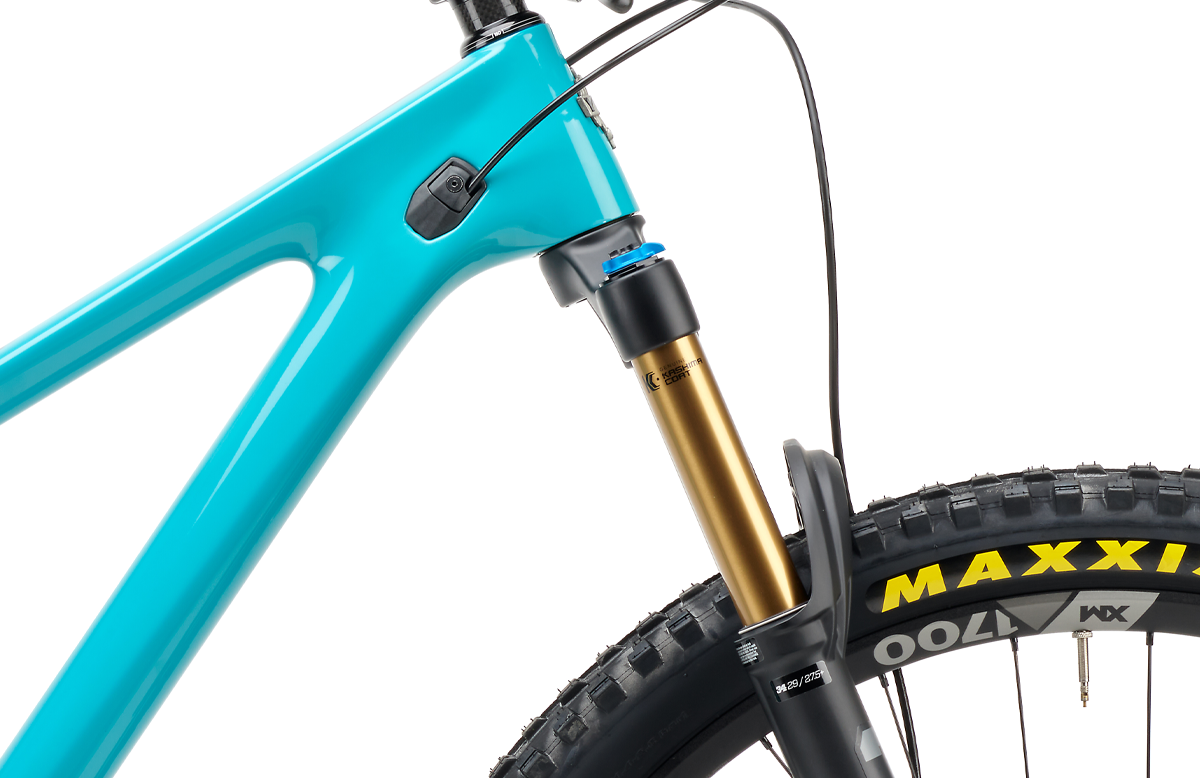 Yeti ARC Detail Headtube and cable routing in Turquoise